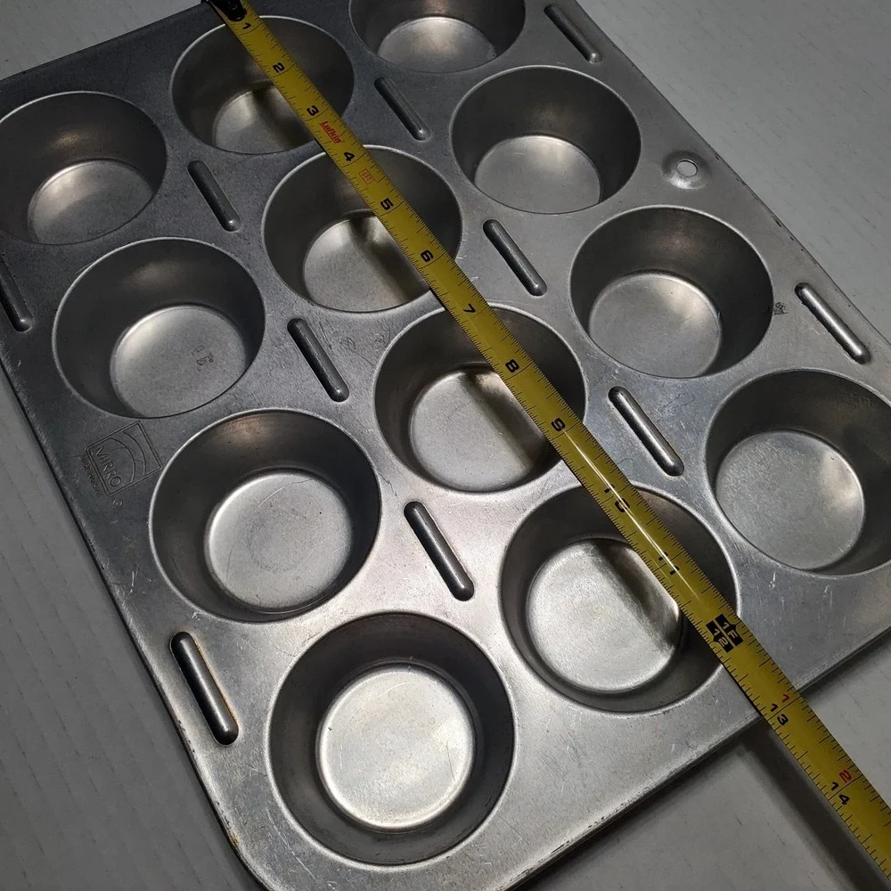 Vintage Mirro Aluminum Muffin Cupcake Pan Made in USA Retro Bakeware Tin 12 Hole